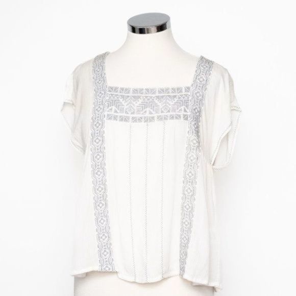 SAYLOR Tops - Saylor. Gala Embroidered Gauze Top. White. Size M.